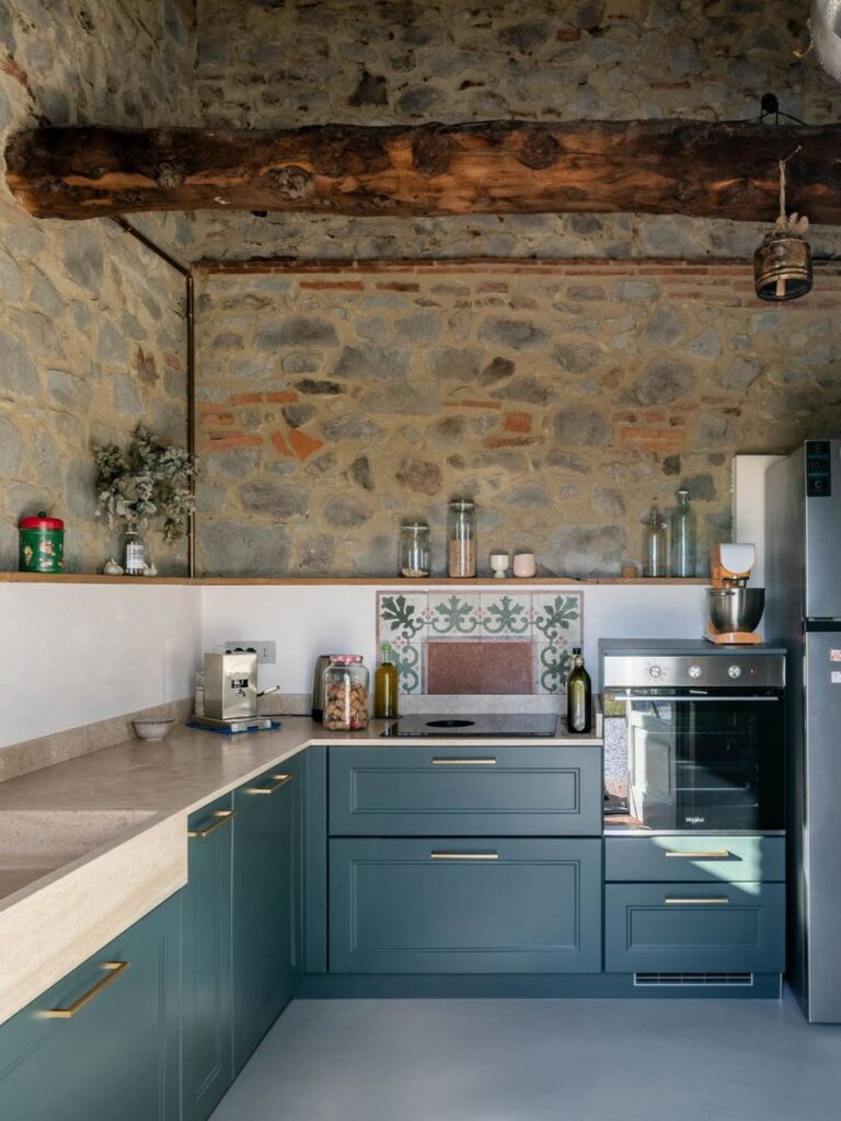 Redolina – Living room and kitchen